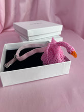 Load image into Gallery viewer, SWAN CHOKER
