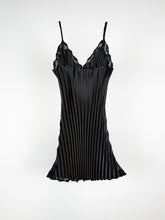 Load image into Gallery viewer, BLACK PLEATED DRESS
