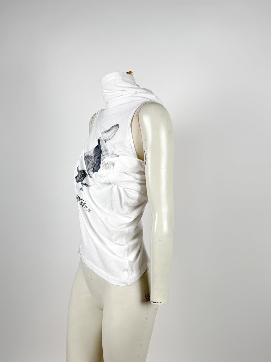 DRAPED TOP DOG